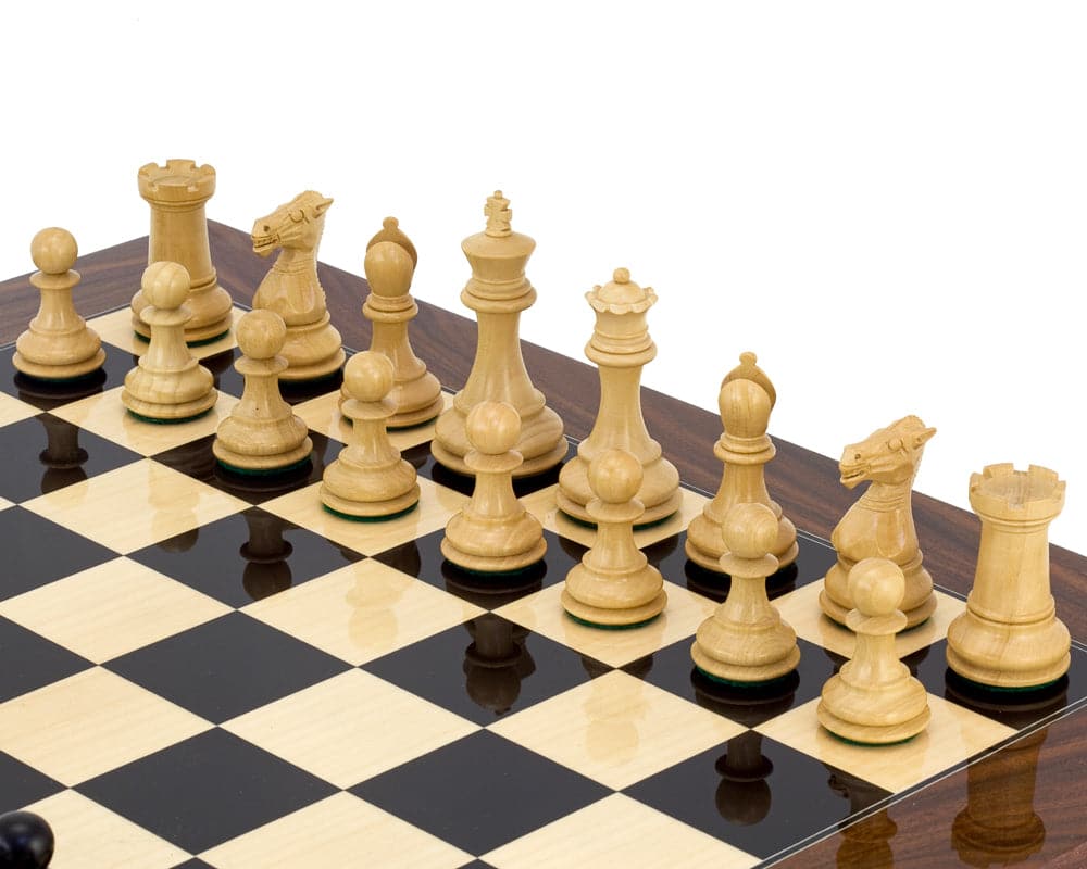 Elegant Palisander Chess Set with classic Staunton pieces on high gloss board.