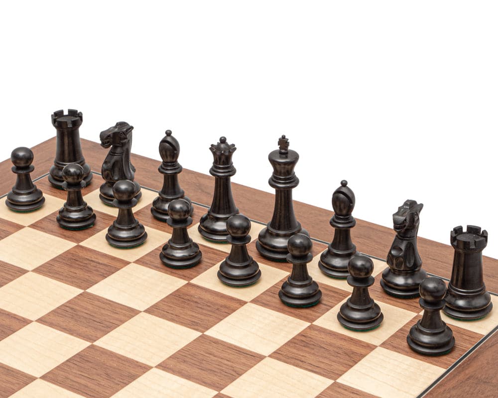 The Warwick Grand Black and Walnut Chess Set (Hover Image)